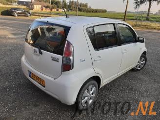 Daihatsu Sirion Sirion 2 (M3), Hatchback, 2005 1.0 12V DVVT picture 4