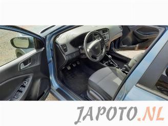 Hyundai I-20 i20 (GBB), Hatchback, 2014 / 2020 1.0 T-GDI 100 12V picture 13