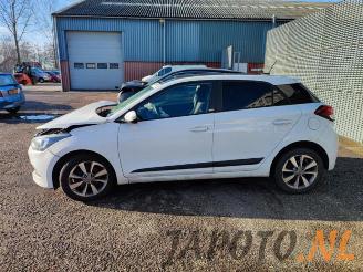Hyundai I-20 i20 (GBB), Hatchback, 2014 / 2020 1.0 T-GDI 120 12V picture 2