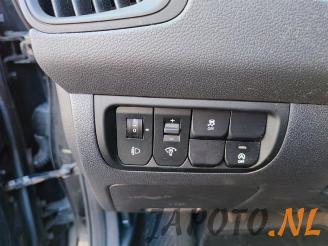 Kia Rio Rio III (UB), Hatchback, 2011 / 2017 1.2 CVVT 16V picture 13