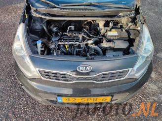 Kia Rio Rio III (UB), Hatchback, 2011 / 2017 1.2 CVVT 16V picture 16