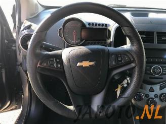 Chevrolet Aveo Aveo (300), Hatchback, 2006 / 2015 1.3 D 16V picture 12