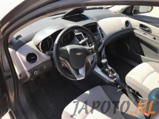 Chevrolet Cruze Cruze (300), Sedan, 2009 / 2015 1.8 16V VVT picture 10