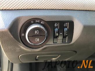 Chevrolet Cruze Cruze (300), Sedan, 2009 / 2015 1.8 16V VVT picture 13