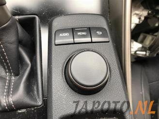 Lexus IS  picture 16