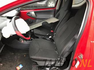 Toyota Aygo Aygo (B10), Hatchback, 2005 / 2014 1.0 12V VVT-i picture 11