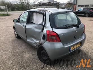 Toyota Yaris Yaris II (P9), Hatchback, 2005 / 2014 1.3 16V VVT-i picture 5