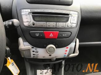 Toyota Aygo Aygo (B10), Hatchback, 2005 / 2014 1.0 12V VVT-i picture 8