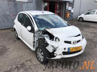 Toyota Aygo Aygo (B10), Hatchback, 2005 / 2014 1.0 12V VVT-i picture 2