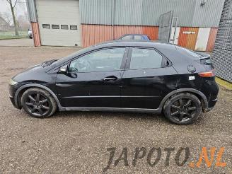 Honda Civic Civic (FK/FN), Hatchback, 2005 / 2012 1.8i VTEC 16V picture 2