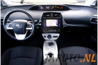 Toyota Prius Prius (ZVW5), Hatchback, 2015 / 2022 1.8 16V Hybrid picture 11