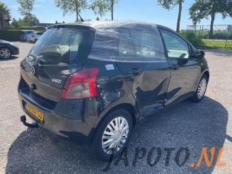 Toyota Yaris Yaris II (P9), Hatchback, 2005 / 2014 1.3 16V VVT-i picture 5