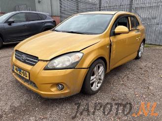 Salvage car Kia Pro cee d Pro cee'd (EDB3), Hatchback 3-drs, 2008 / 2012 1.6 CVVT 16V 2008/3