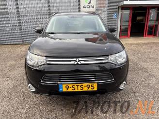 Mitsubishi Outlander Outlander (GF/GG), SUV, 2012 / 2022 2.0 16V PHEV 4x4 picture 8