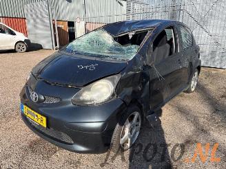 Uttjänta bilar auto Toyota Aygo Aygo (B10), Hatchback, 2005 / 2014 1.0 12V VVT-i 2006/5