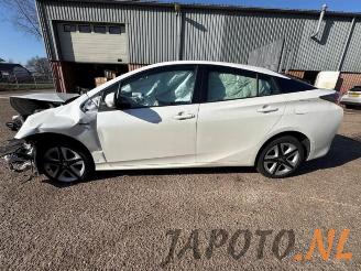 Toyota Prius Prius (ZVW5), Hatchback, 2015 / 2022 1.8 16V Hybrid picture 2