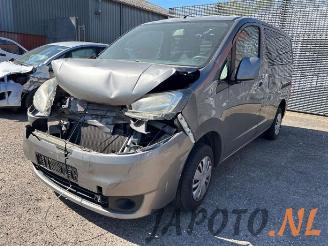 Salvage car Nissan Nv200 NV 200 Evalia (M20M), Bus, 2009 1.6 16V 2012/7