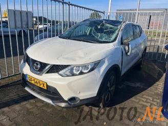 Coche siniestrado Nissan Qashqai Qashqai (J11), SUV, 2013 / 2021 1.6 DIG-T 163 16V 2015/5