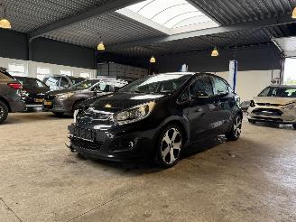 škoda osobní automobily Kia Rio 1.4 CVVT ExecutiveLine 2014/5
