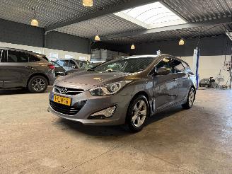 Schadeauto Hyundai I-40 1.6 GDI Blue Business Edition 2013/5