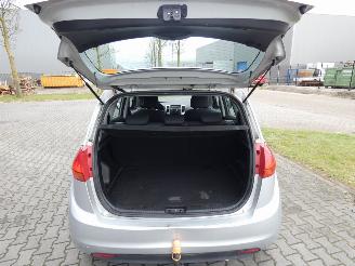 Kia Venga 1.4 CVVT X-pect picture 6