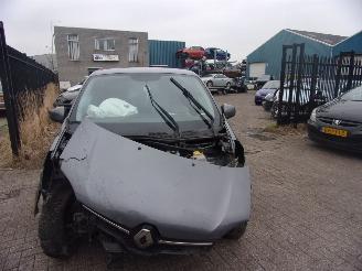 Uttjänta bilar auto Renault Twingo 0.9 III Intens 2017/1