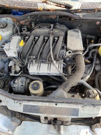 Renault Mégane (BA) Hatchback 5-drs 1.6 16V (K4M-704) [79kW] picture 6