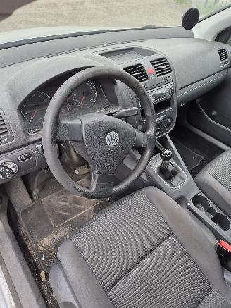 Volkswagen Golf (1K1) Hatchback 1.6 (BSE) [75kW] picture 8