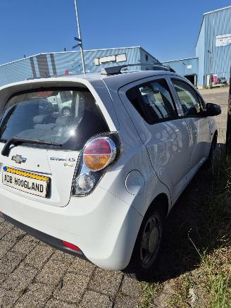 Chevrolet  Spark (M300) Hatchback 1.0 16V Bifuel (LMT) [48kW] picture 4