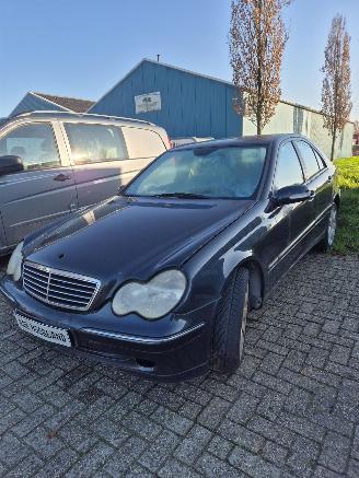 Mercedes C-klasse (W203) Sedan 1.8 C-180K 16V (M271.946) [105kW] picture 2