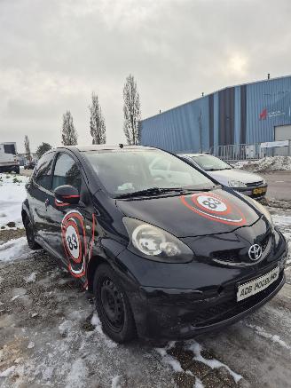 Toyota Aygo (B10) Hatchback 1.0 12V VVT-i (1KR-FE) [50kW] picture 6