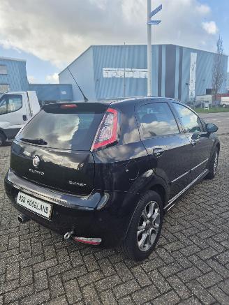 Fiat Punto III (199) Hatchback 0.9 TwinAir Turbo 100 (199.B.7000(Euro 6)) [74kW] 6-BAK picture 5