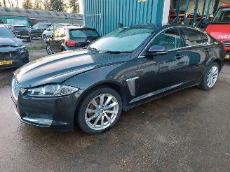  Jaguar XF XF (CC9) Sedan 2.2 D S200 16V (224DT) [147kW] 2012/12