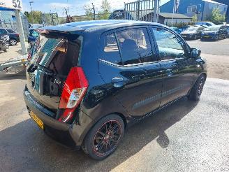 Hyundai I-10 i10 (F5) Hatchback 1.1i 12V picture 6