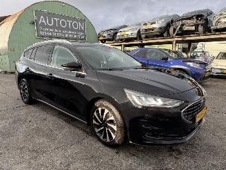 uszkodzony samochody osobowe Ford Focus 1.0 Ecoboost 92KW Hybrid Clima Navi Led Titanium NAP 2022/12