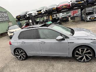 Volkswagen Golf 1.5 TSI 96KW R-Line Pano Clima Navi picture 3