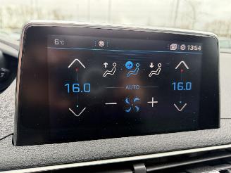 Peugeot 5008 1.2 96KW GT-Line Pano 7-Pers Clima Navi Led Xenon 360View NAP picture 12
