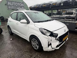 Avarii autoturisme Hyundai I-10 1.0 49KW Comfort Airco 5-Deurs Led NAP 2021/12