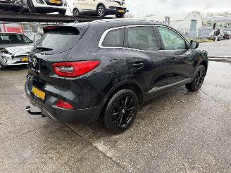 krockskadad bil auto Renault Kadjar 1.2 TCE 96KW Bose Pano Clima Navi Led 2016/7