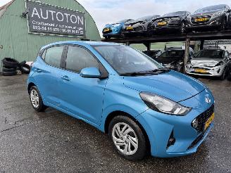 krockskadad bil auto Hyundai I-10 1.0 49KW Comfort Navi Clima Camera Led Smart NAP 2021/6