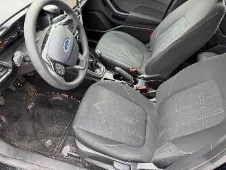 Ford Fiesta 1.1 63KW Navi Airco 5-Drs NAP picture 7