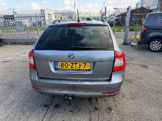 Skoda Octavia 1.6 TDI 77KW Clima Navi Artic Greentech  NAP picture 4