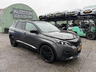 Unfallwagen Peugeot 5008 1.2 96KW GT-Line Pano Clima Navi 7-Pers 360Camera NAP 2020/7