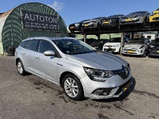 Damaged car Renault Mégane 1.5 DCI 81KW Bose Clima Navi Led 2017/12