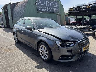 skadebil auto Audi A3 1.4 TFSI G-Tron Autom. Clima Navi Led Sportback 2014/7