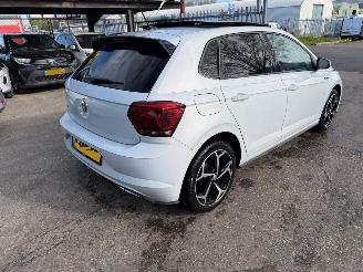 Voiture accidenté Volkswagen Polo 1.0 TSI 70kW Pano 2019/1