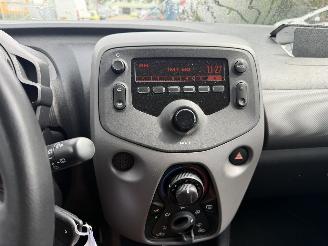 Peugeot 108 1.0 e-VTI 53KW Led Airco 5-Drs Active NAP picture 7