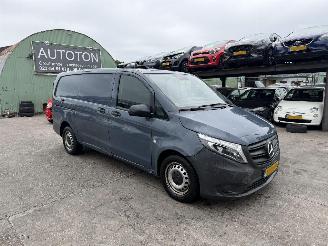 skadebil bedrijf Mercedes Vito 110CDI 75KW Clima Navi Camera Led Xenon Lang Functional NAP 2021/1