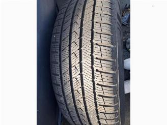 Land Rover Discovery Sport Discovery Sport (LC), Terreinwagen, 2014 2.0 P200 MHEV 16V AWD picture 11