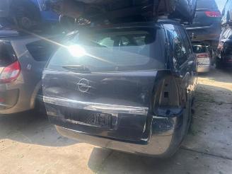 Opel Zafira Zafira (M75), MPV, 2005 / 2015 2.2 16V Direct Ecotec picture 3